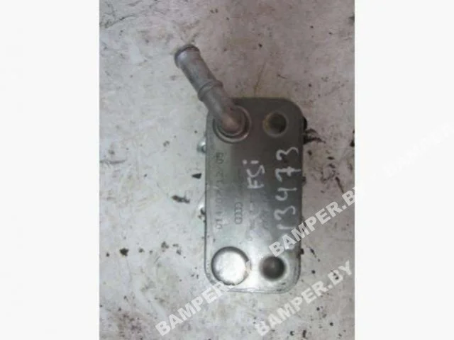 Радиатор масляный 06d117021c Skoda Octavia A5 2.0