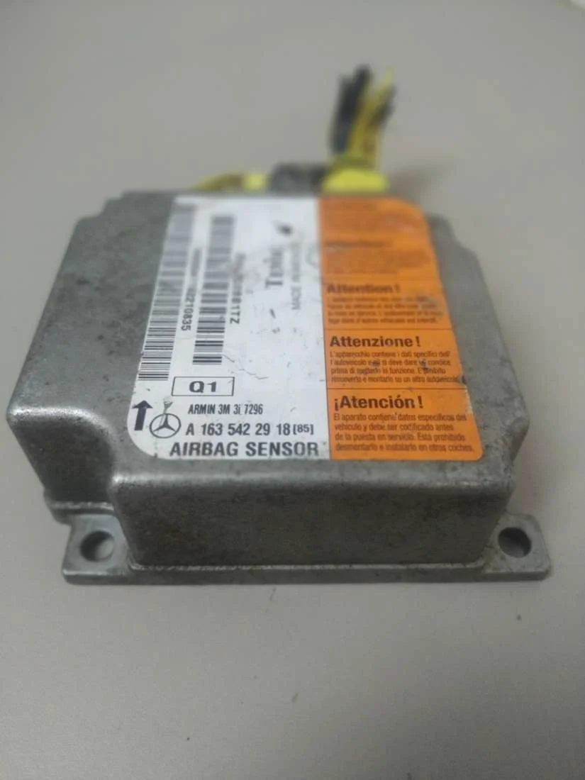 Блок AirBag A1635422918 Mercedes-Benz ML W163 2.7 Дизель