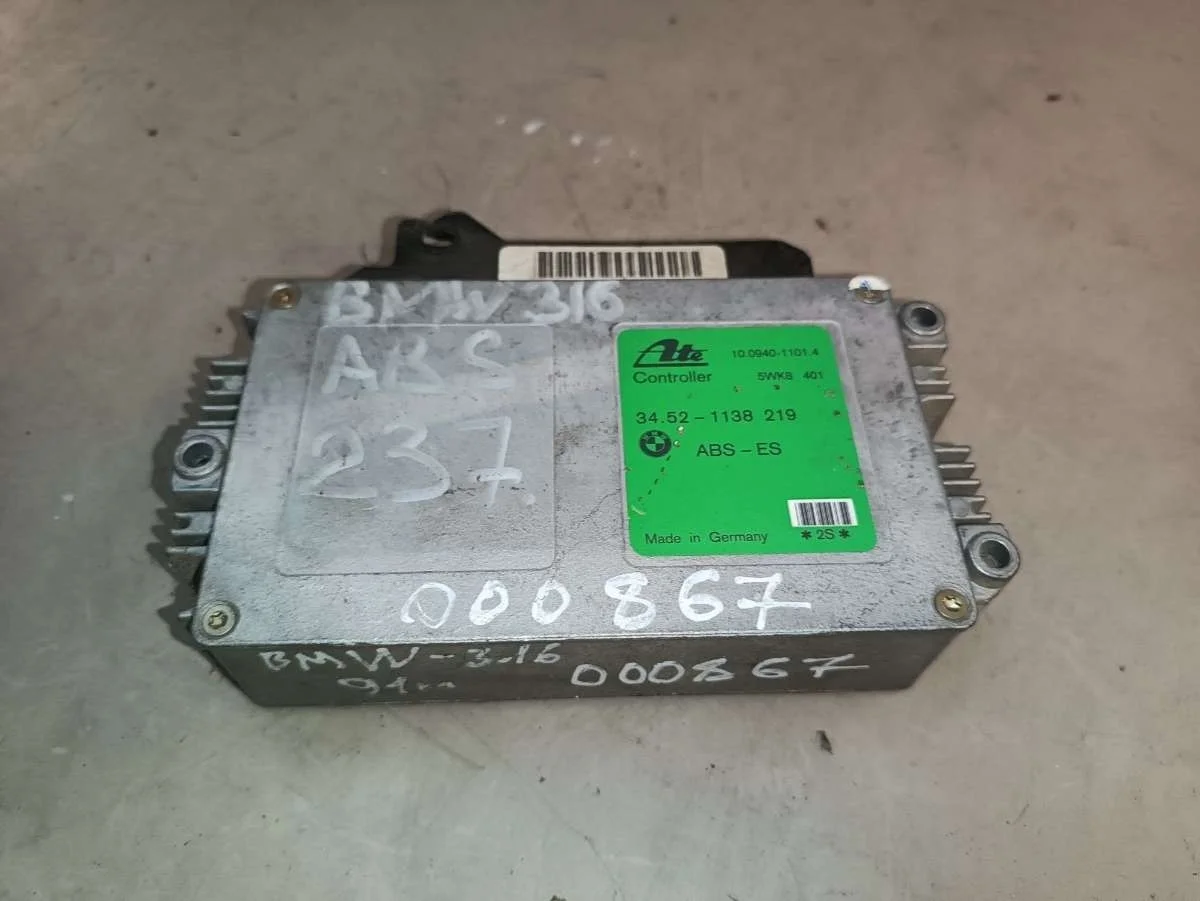 Блок управления ABS 34521138219 BMW 3 E36 0