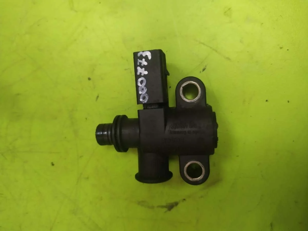 Клапан перепускной A6110780049 Mercedes-Benz A W168 1.7 Дизель