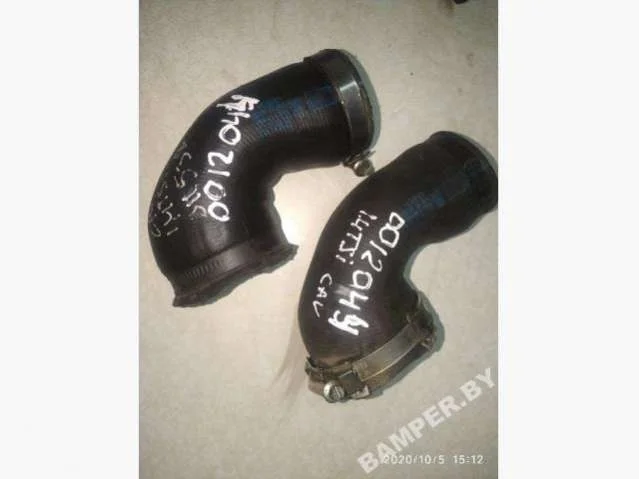 Патрубок интеркулера 1K0145762BL Volkswagen Jetta 6 1.4