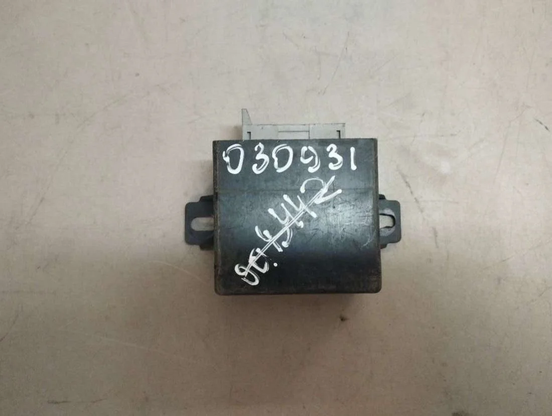 Блок управления зеркалами 5DS00561701 Audi A8 D2 (S8) 4.2 Бензин