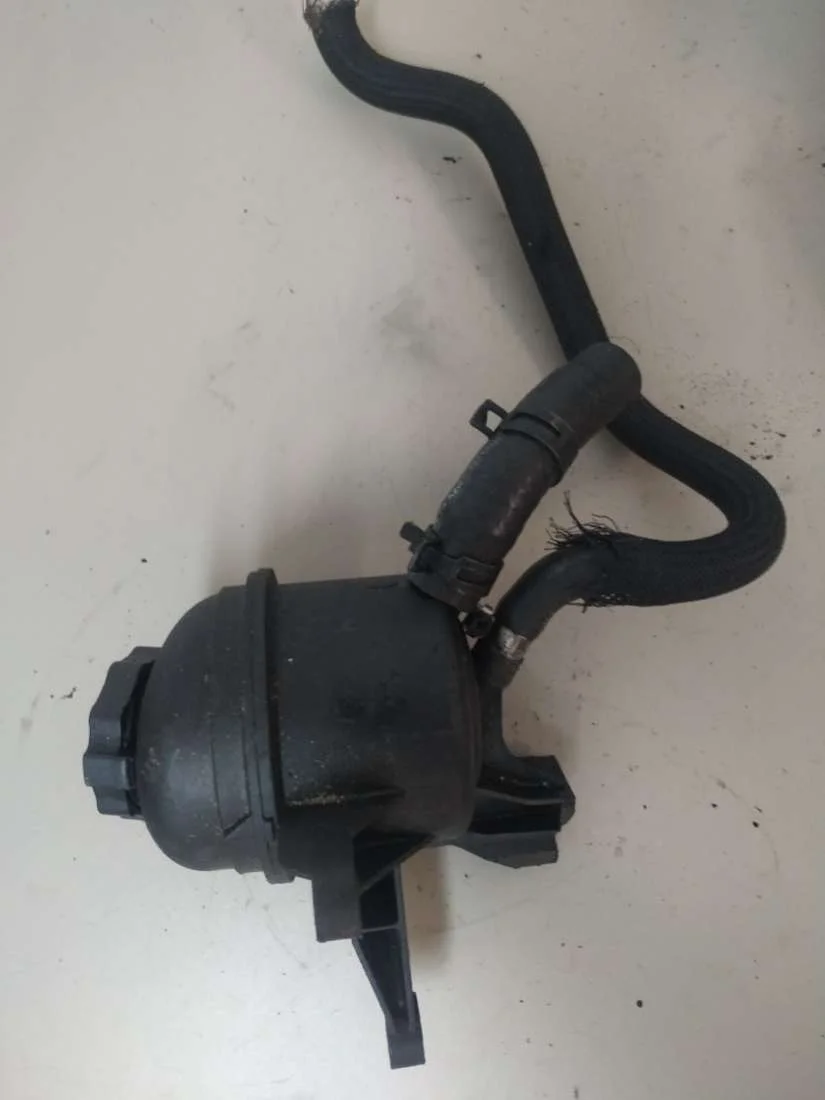 Бачок ГУР A2034600083 Mercedes-Benz C W203 2.7 Дизель