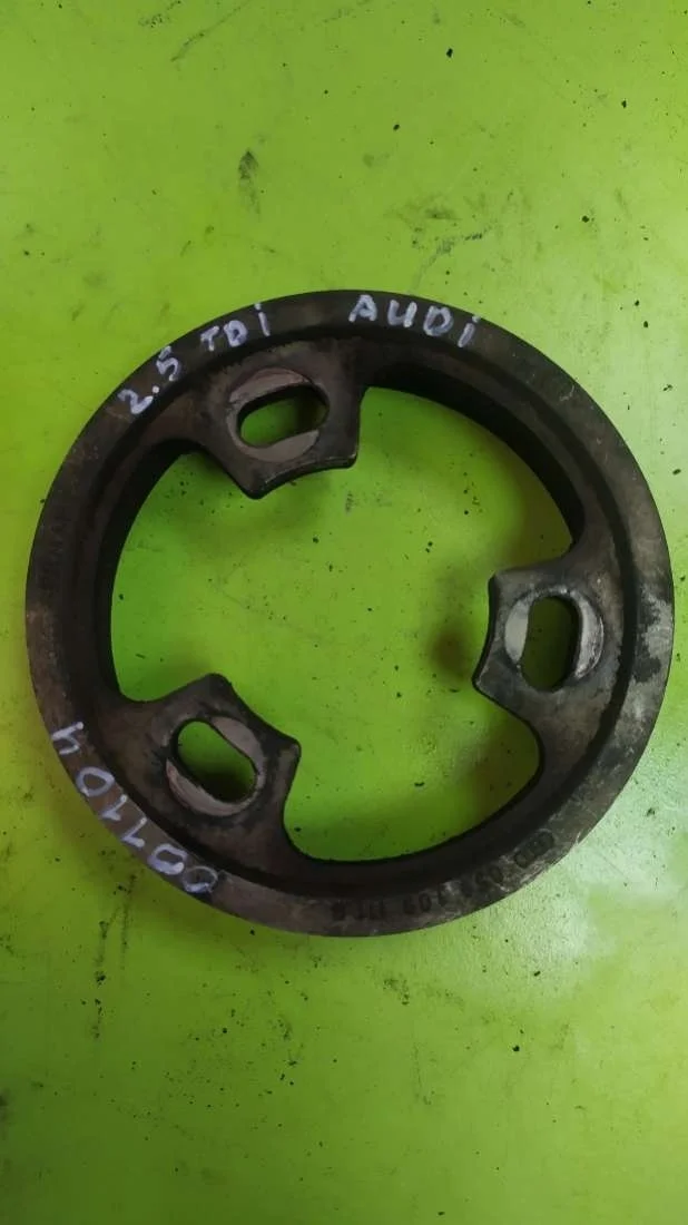 Шкив распредвала 059109111G Audi A6 C5 (S6,RS6) 2.5