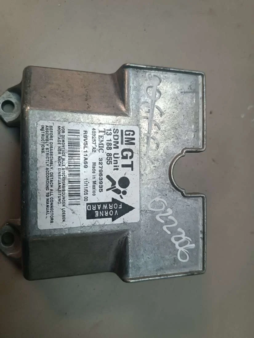 Блок AirBag 13188855 Opel Astra H 0