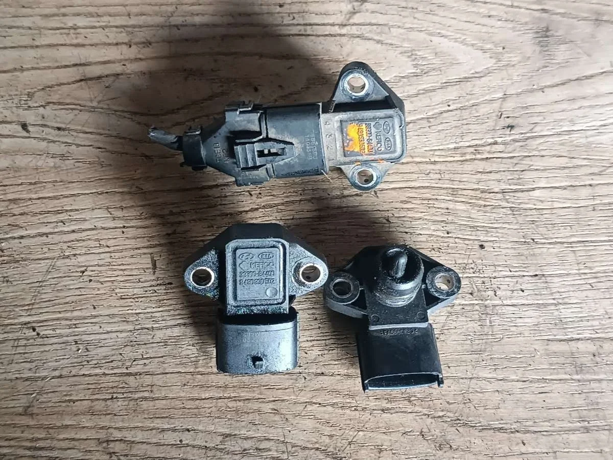 Датчик абсолютного давления 3930084400 Kia Sorento 1 2.5 Дизель