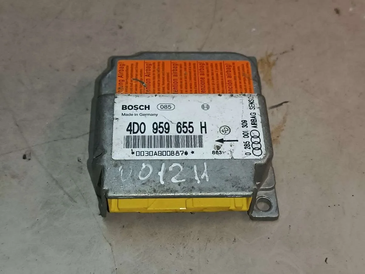 Блок AirBag 4D0959655H Audi A8 D2 (S8) 0