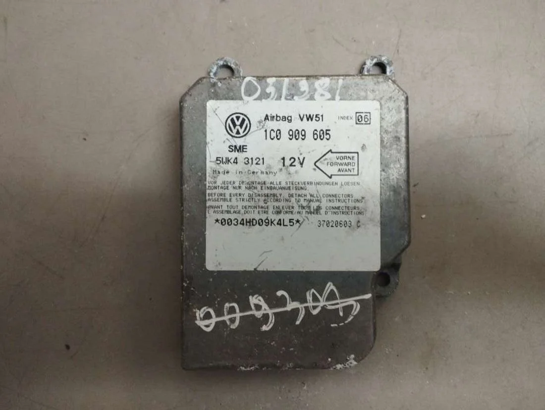 Блок AirBag 1C0909605A Volkswagen Transporter T5 2.5 Дизель