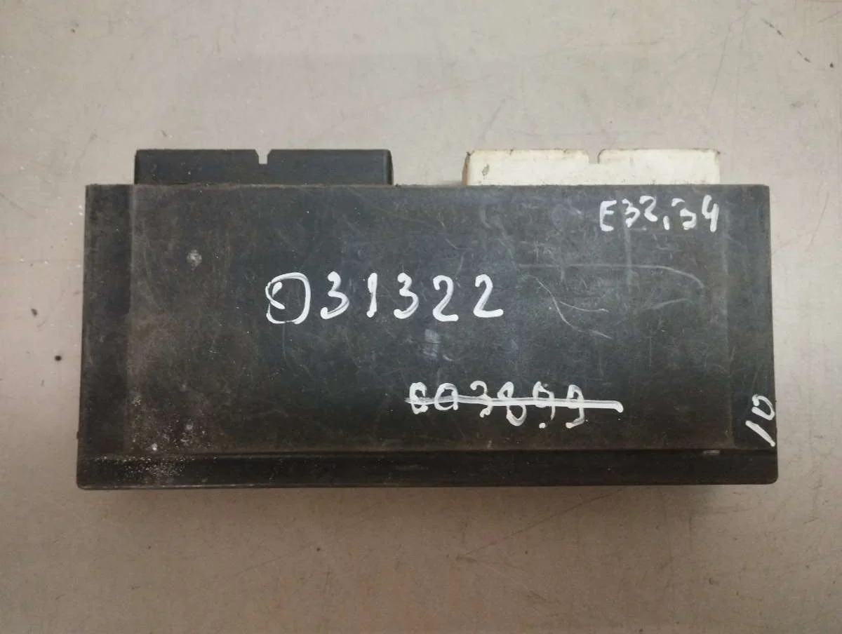 Блок комфорта 61351379741 BMW 5 E34 0