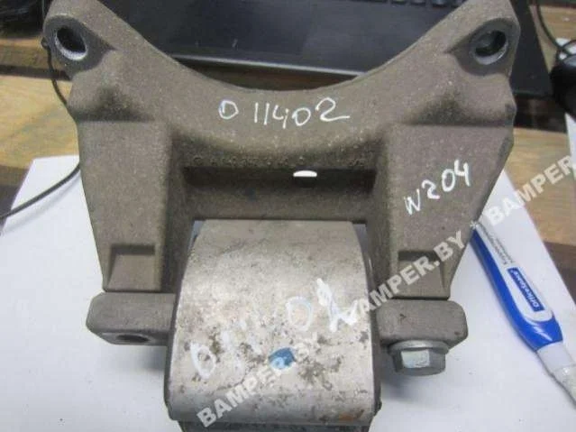 Кронштейн КПП A1402421340 Mercedes-Benz C W203 2.2 Дизель