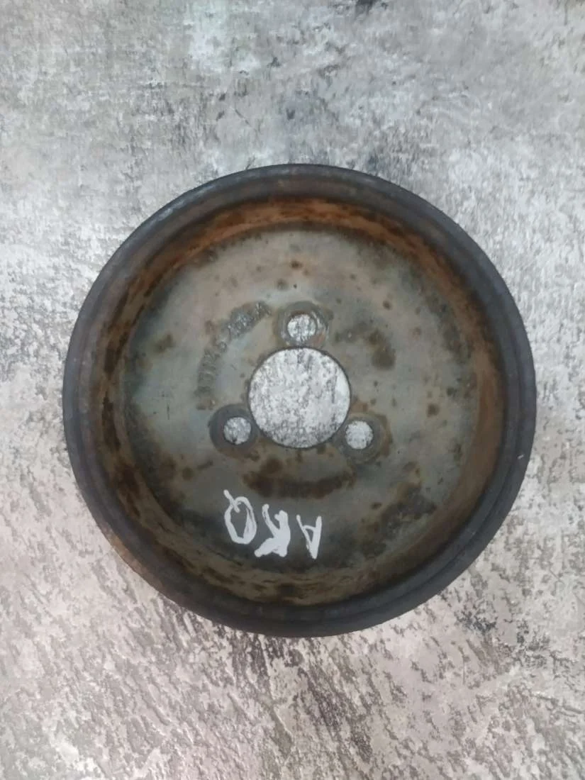 Шкив насоса гидроусилителя 6N0422154E Volkswagen Golf 4 1.4 Бензин