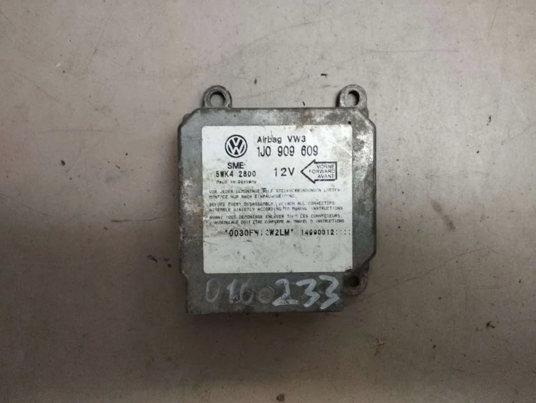 Блок AirBag 1J0909609 Volkswagen Golf 4 0
