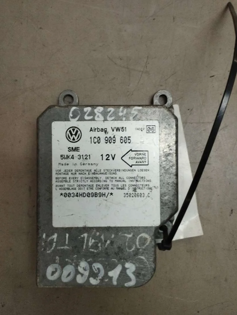 Блок AirBag 1C0909605C Volkswagen Passat B5 1.9 Дизель