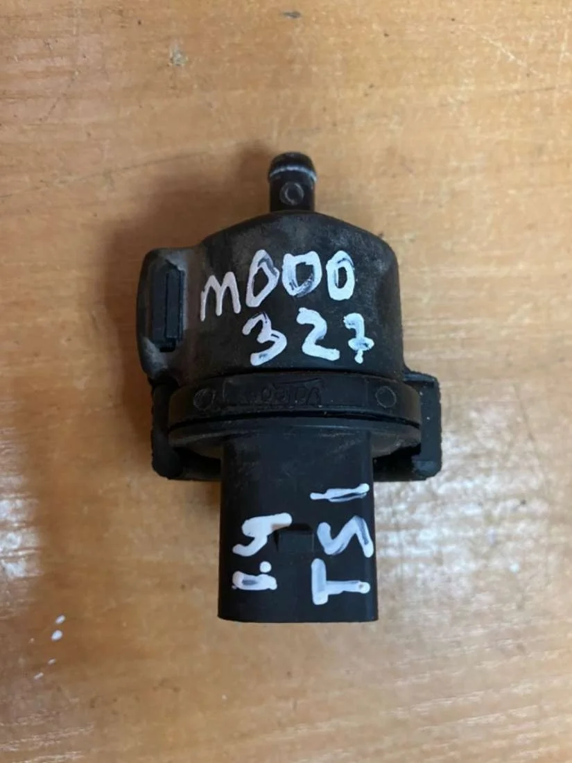 Датчик температуры охлаждающей жидкости 06A919501A Volkswagen Golf 6 1.4 Бензин