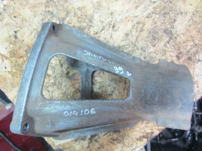 Кронштейн полуоси  02N409344E Volkswagen Sharan 1 restailing 2.0 Бензин