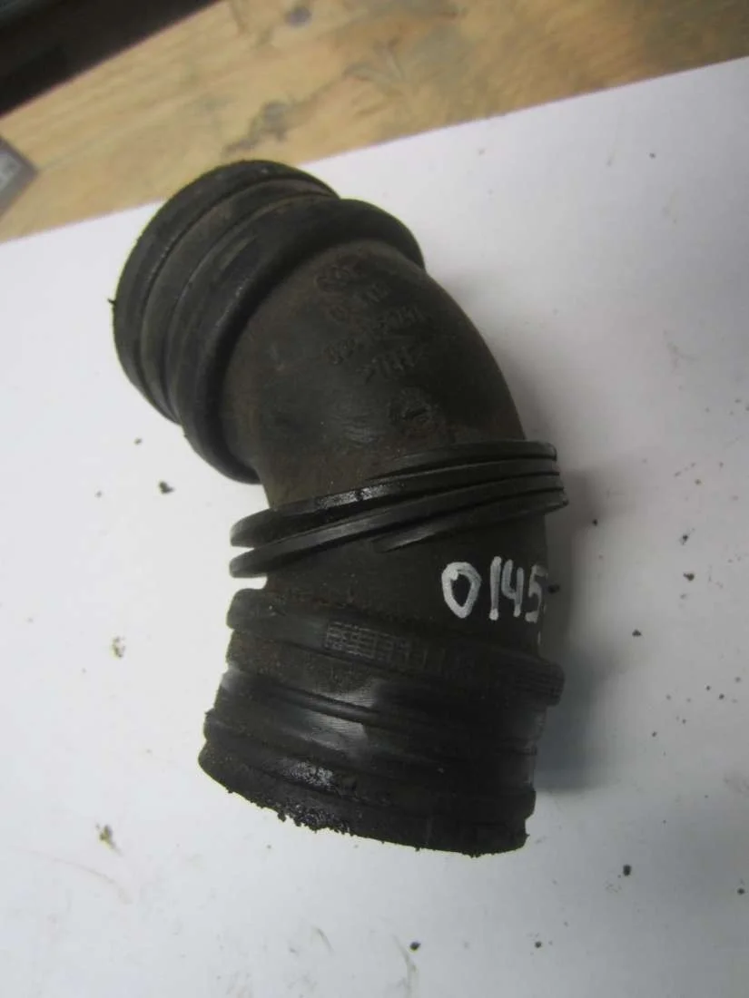 Патрубок (трубопровод, шланг) 03C145747C Volkswagen Tiguan 1 1.4 Бензин