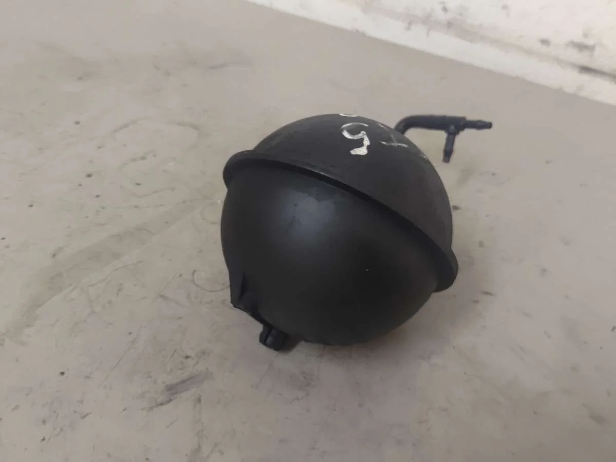 Ресивер воздушный 054129808 Volkswagen Transporter T5 2.5 Дизель