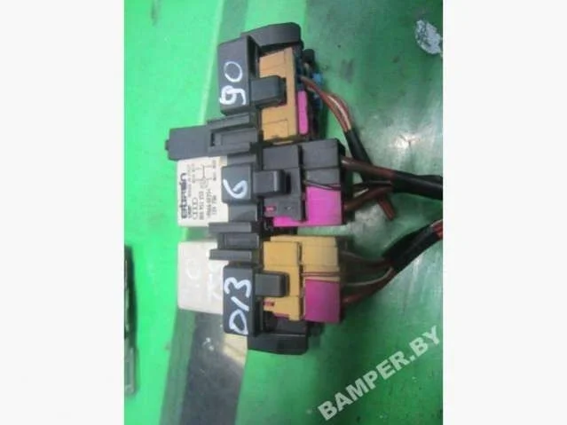 Реле (прочие) 8e0951253 Volkswagen Touareg 2.0 Бензин