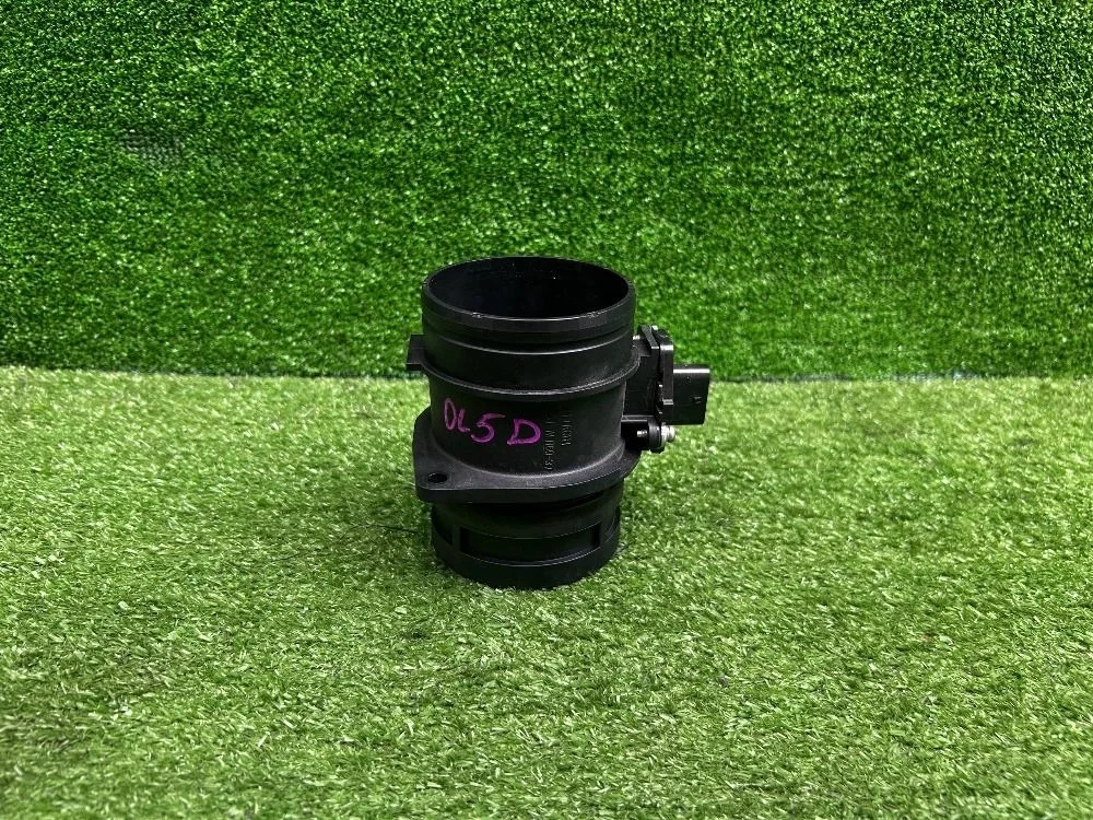 Датчик расхода воздуха Audi Volkswagen Seat Skoda Audi Q3 I (2011—2014)