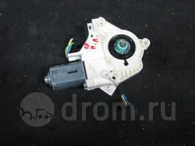 моторчик стеклоподъемника Audi A6 (C6 4F) 2004-2011 L F