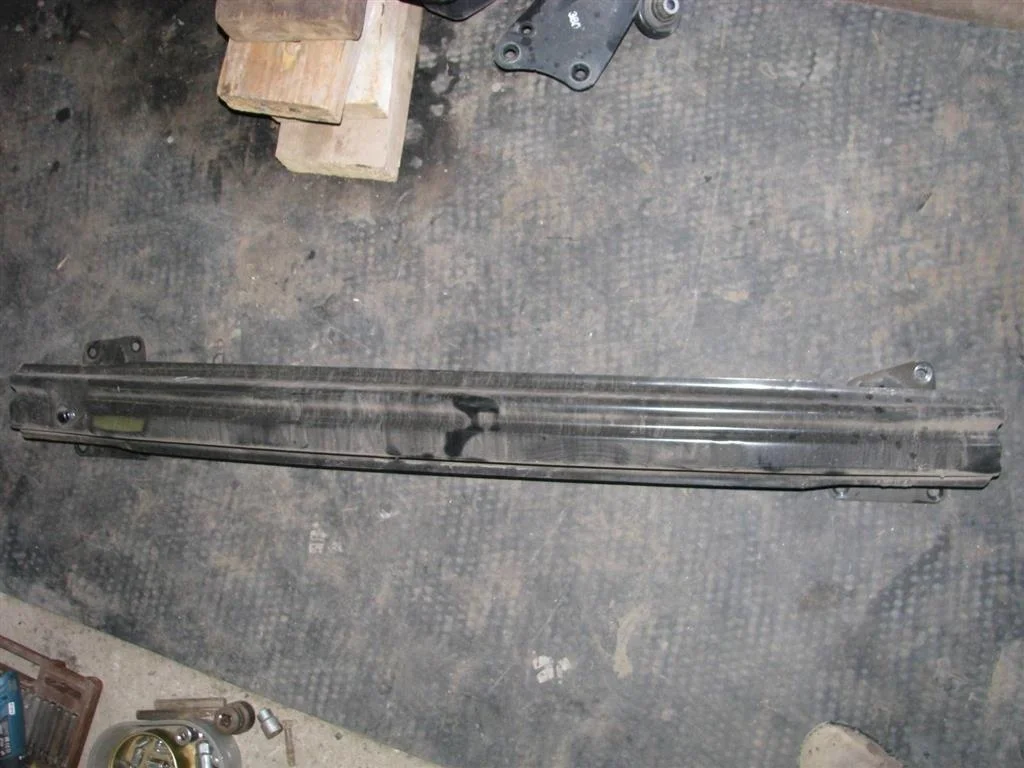 усилитель заднего бампера VW Passat (B6) 2005-2010 - R