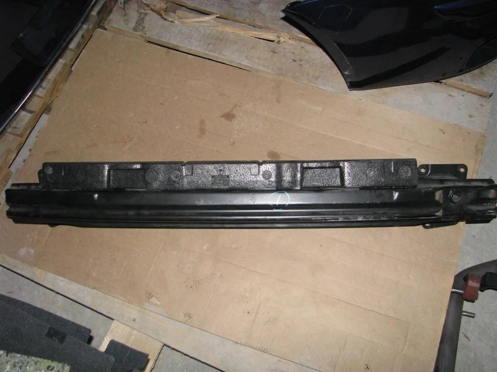 усилитель заднего бампера VW Passat (B6) 2005-2010 - R