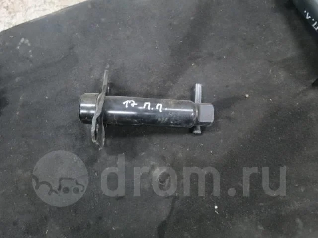 кронштейн усилителя переднего бампера Audi A4 (B7) 2004-2009 R F