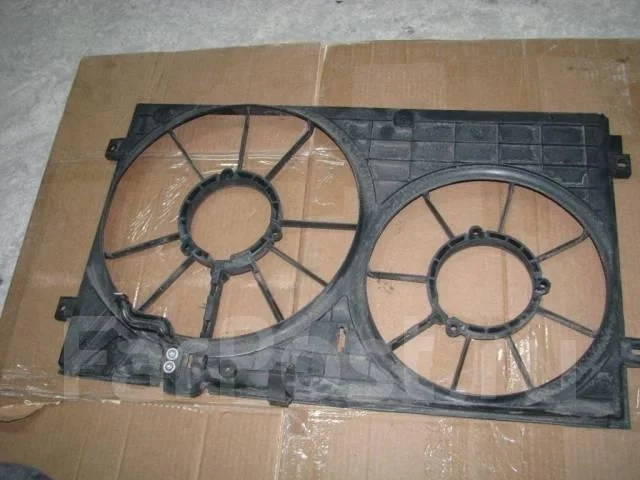 диффузор вентилятора VW Passat (B6) 2005-2010 - -