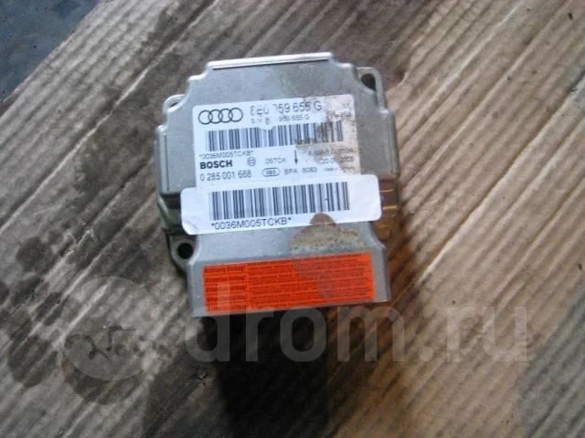 блок управления air bag Audi A4 (B7) 2004-2009 - -