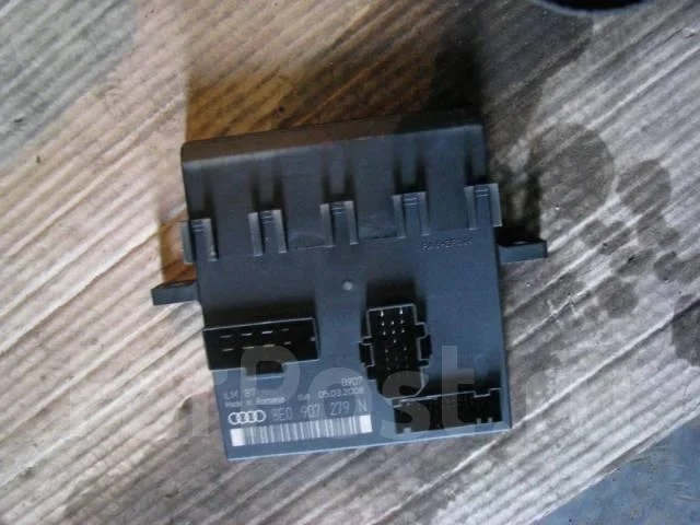 блок комфорта Audi A4 (B7) 2004-2009 - -