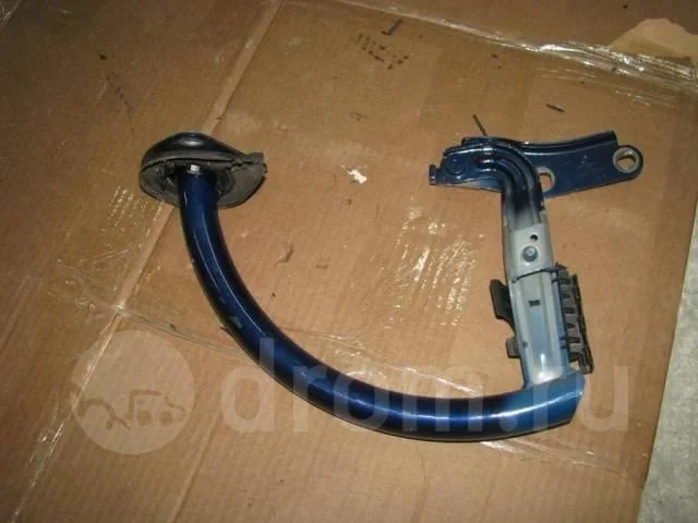 петля крышки багажника VW Passat (B6) 2005-2010 L -