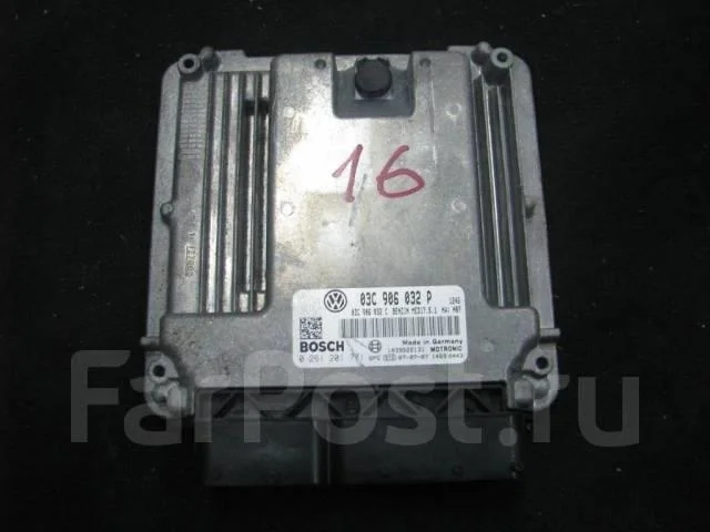 блок управления двигателем VW Golf V Variant 2003-2009 - -