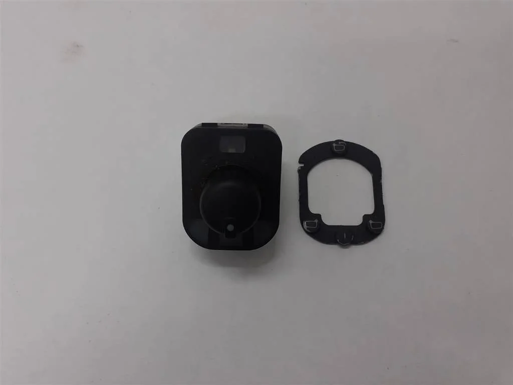 переключатель регулировки зеркала Audi A4 (B7) 2004-2009 - -