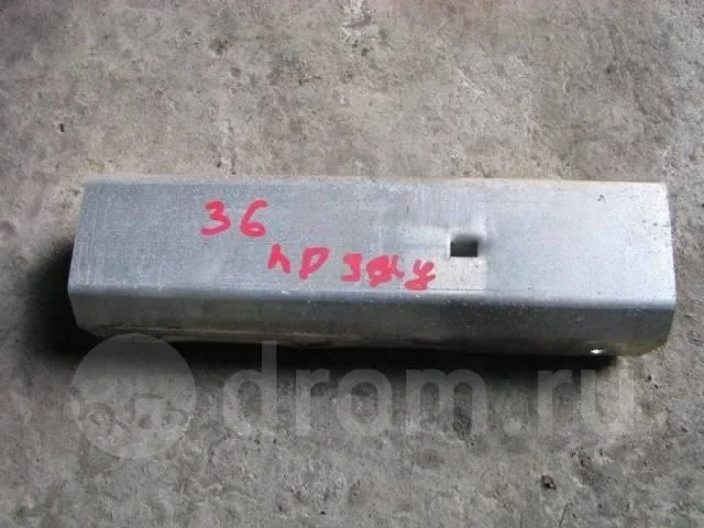 кронштейн усилителя заднего бампера Audi A4 (B7) 2004-2009 R R