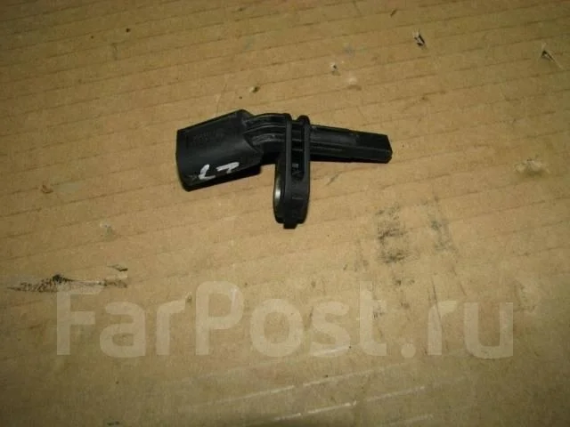 датчик abs VW Passat (B7) 2011-2015 R F