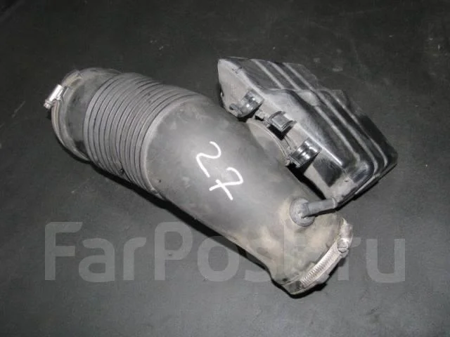 резонатор воздушного фильтра Audi A6 (C6 4F) 2004-2011 - -