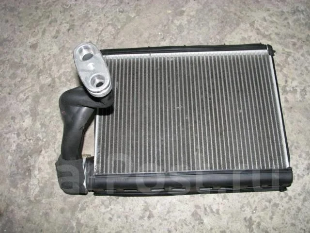 испаритель кондиционера Audi A6 (C6 4F) 2004-2011 - -