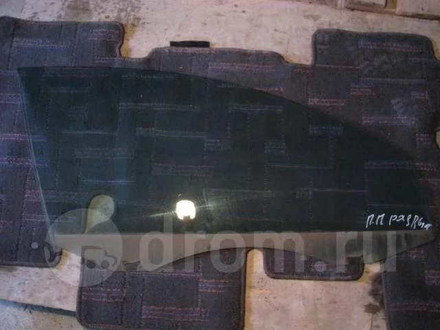 стекло двери VW Passat (B6) 2005-2010 R F