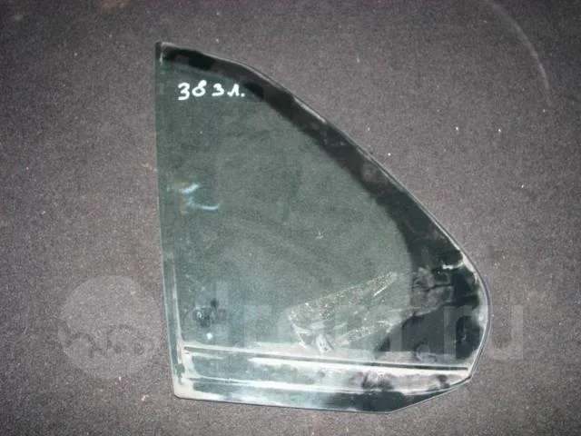 стекло двери  (форточка) VW Jetta 2005-2011 L R
