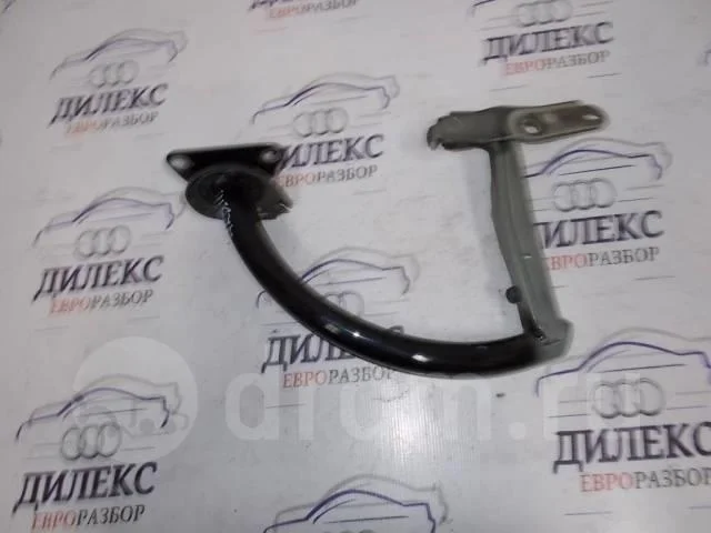 петля крышки багажника VW Passat (B6) 2005-2010 R -