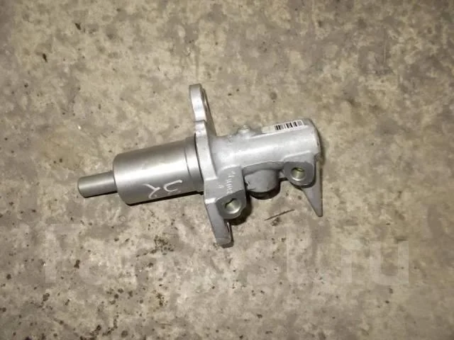 цилиндр тормозной главный Audi A4 (B8) 2007-2015 - -