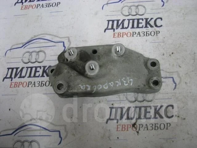 кронштейн акпп VW Tiguan 2007-2011 L -