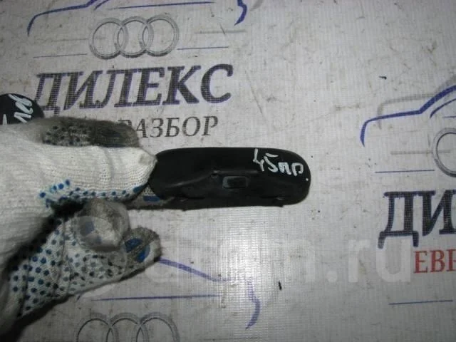 форсунка омывателя лобового стекла VW Golf VII 2012 - -