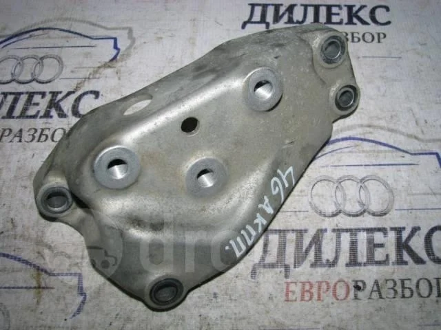 кронштейн акпп VW Tiguan 2007-2011 L -