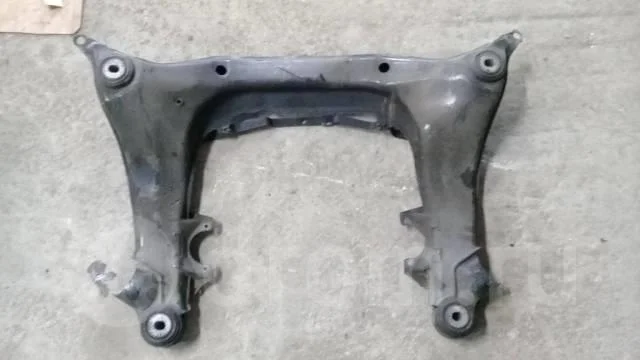 балка подмоторная Audi A3 [8P1] 2003-2013 - -