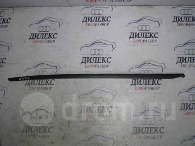 молдинг лобового стекла Audi A4 (B8) 2007-2015 R -