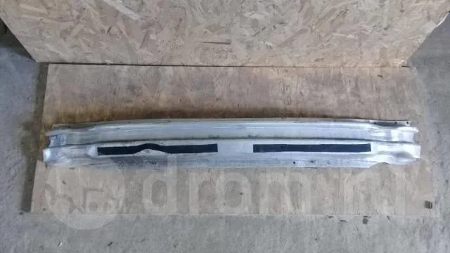 усилитель заднего бампера Audi A4 (B6) 2000-2006 - R