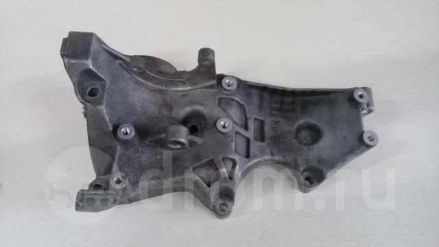 кронштейн генератора Audi A4 (B6) 2000-2006 - -