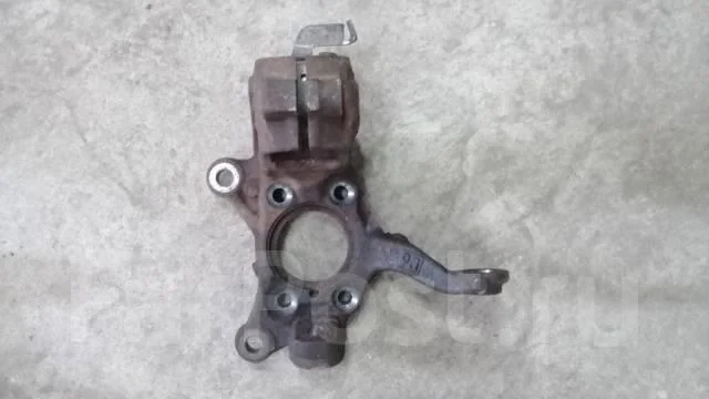 кулак поворотный Audi A3 [8P1] 2003-2013 R F