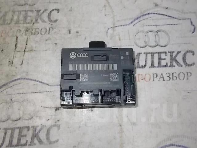 блок управления двери Audi A4 (B8) 2007-2015 - -